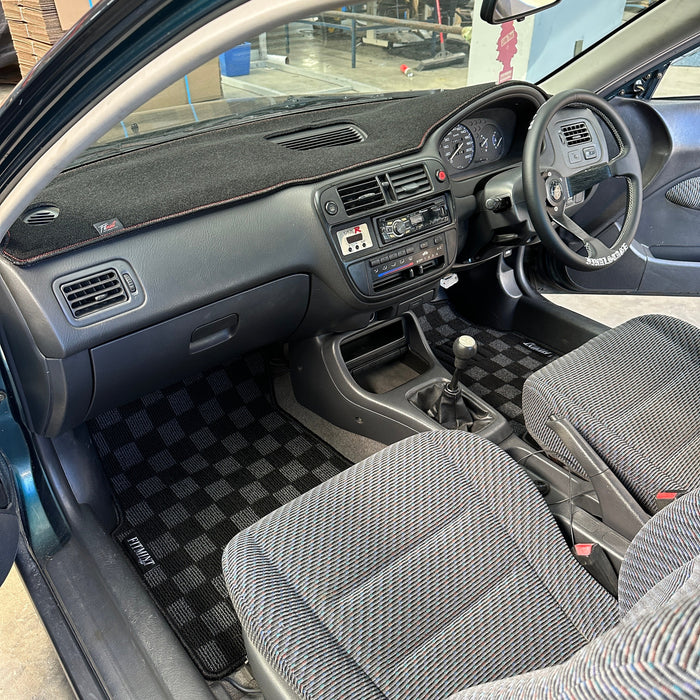 EK Civic Dash Mat! (Gen6 '96-00)