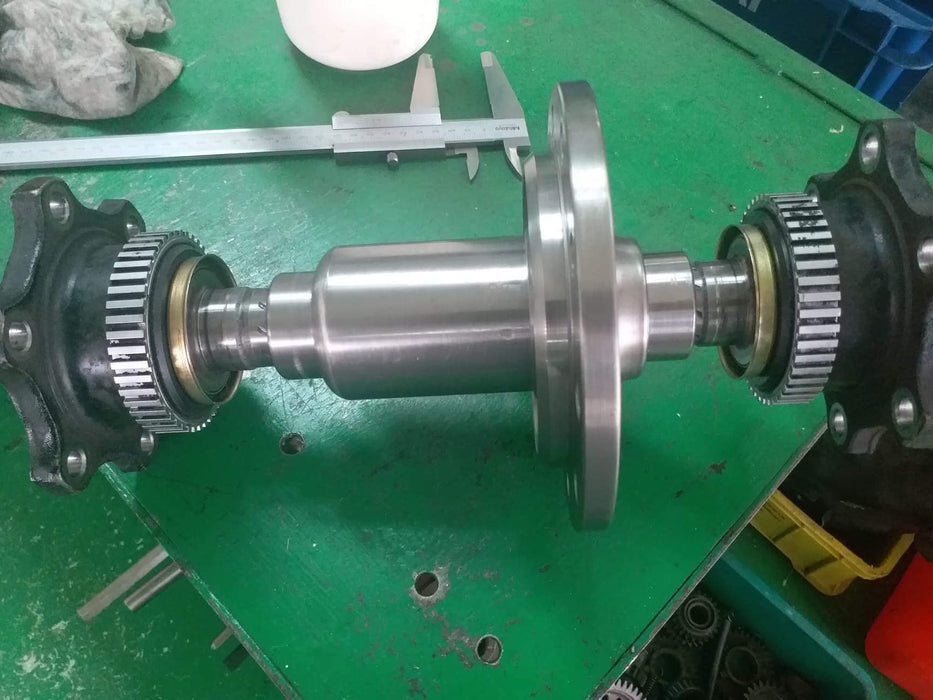 Nissan R200 Differential 4140 Chromoly Billet Full Spool Centre