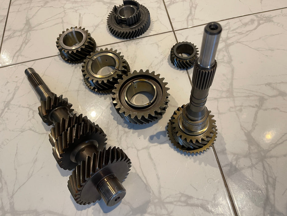 Nissan Skyline RB25 - RB26 & VG30 Close Ratio Uprated 800BHP Transmission Gearset